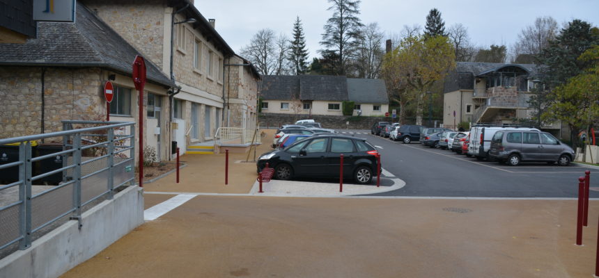 ESPACES PUBLICS – AMÉNAGEMENT DE LA PLACE DU 8 MAI SUR LA COMMUNE DE LARCHE (13)